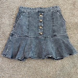Black/gray women's skirt